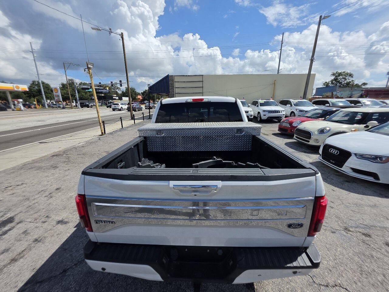 Used 2015 Ford F150 Platinum w/ Equipment Group 701A Luxury RWD image 15