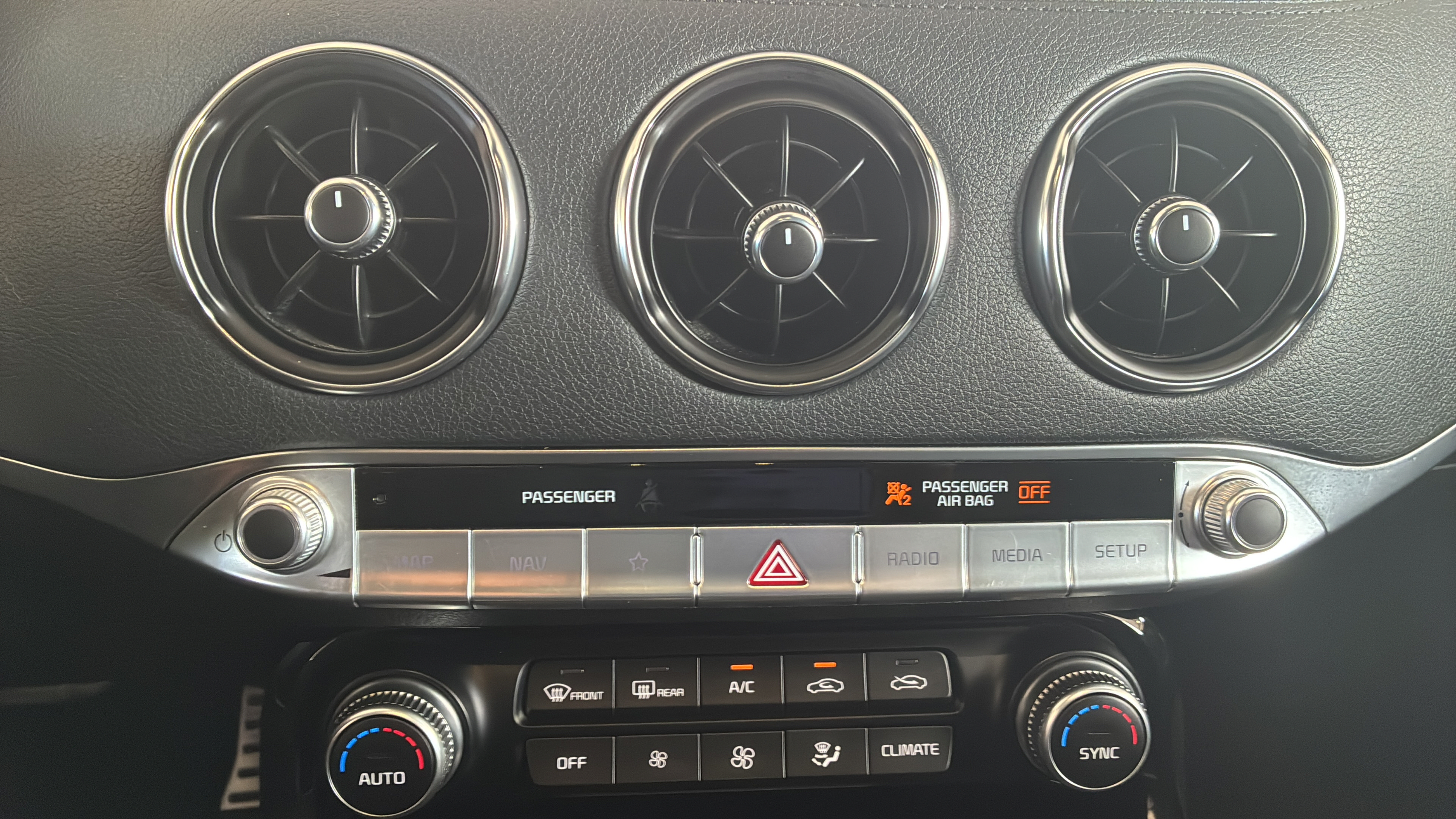 Used 2022 Kia Stinger GT-Line RWD image 15
