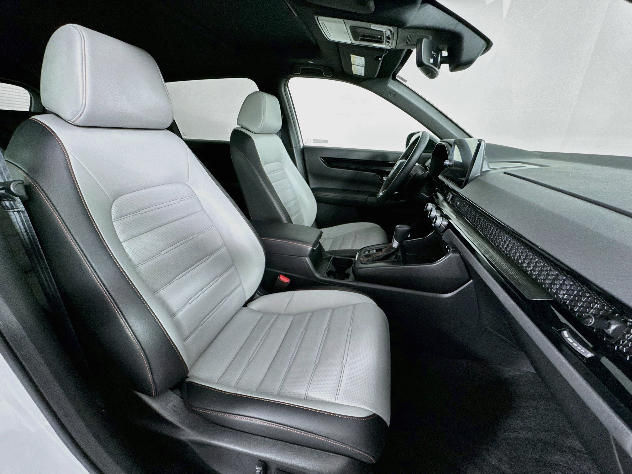 Certified 2026 Honda CR-V Sport Touring image 30