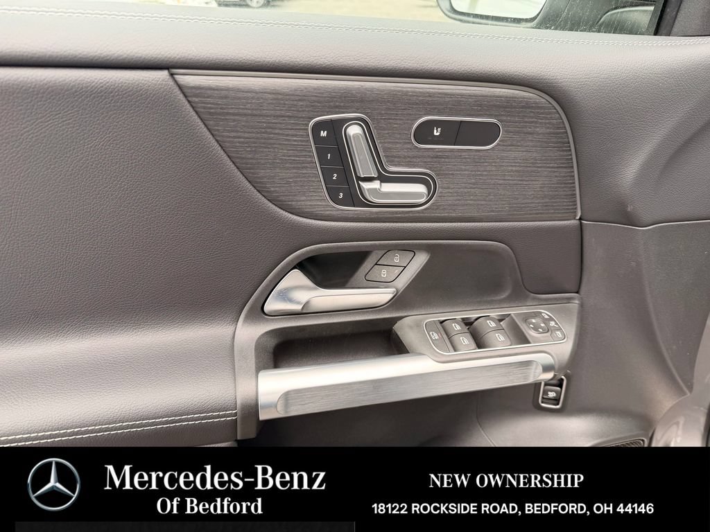 New 2026 Mercedes-Benz GLB 250 4MATIC image 8