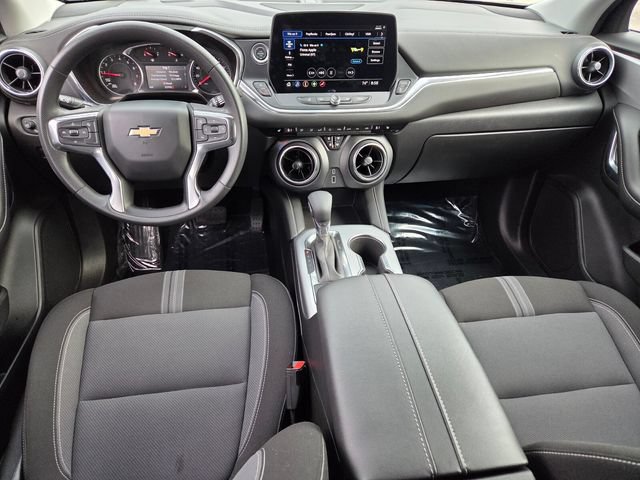 Certified 2025 Chevrolet Blazer LT FWD image 16