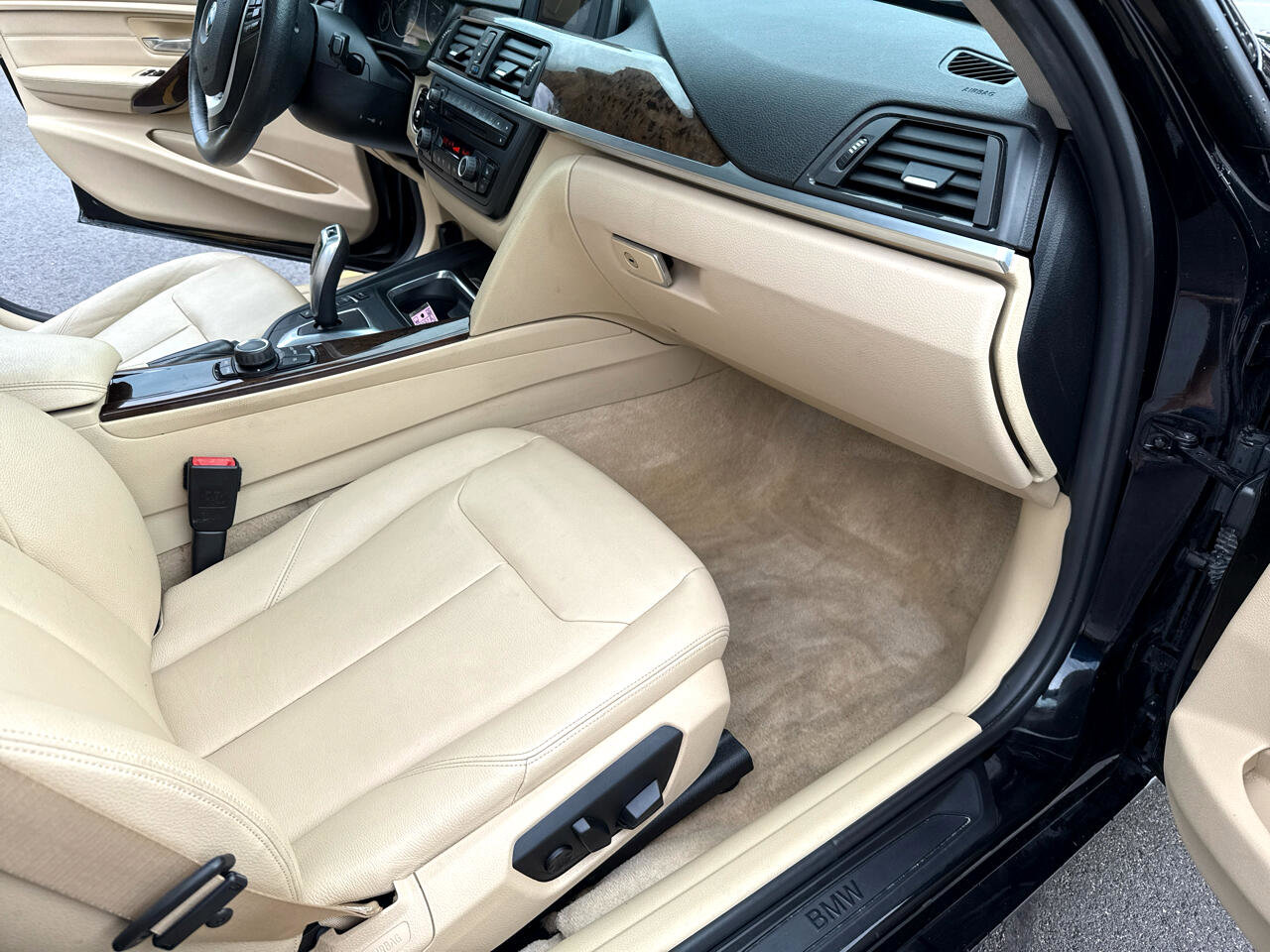 Used 2015 BMW 328i xDrive Sedan image 28