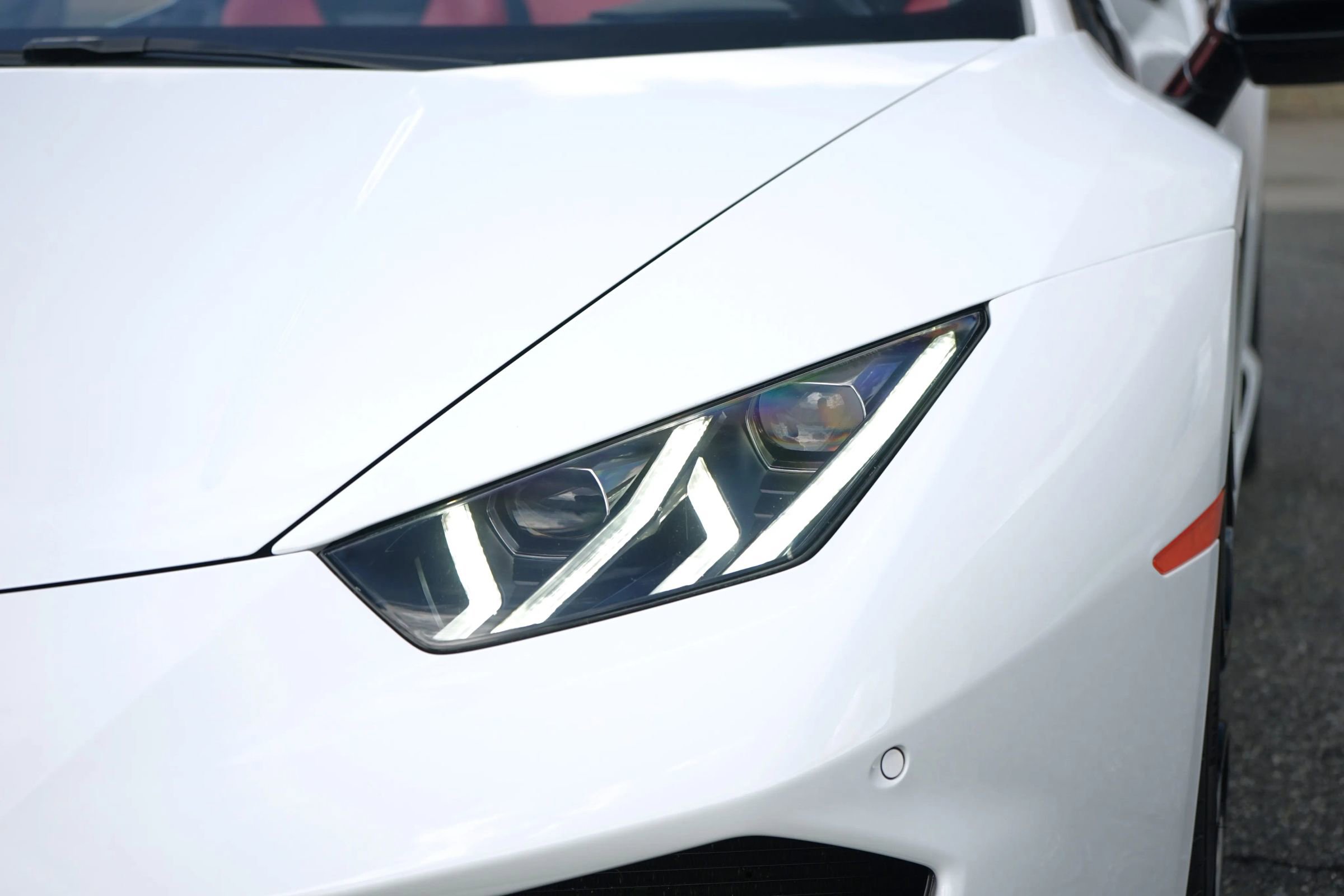 Used 2018 Lamborghini Huracan LP 580-2 image 16