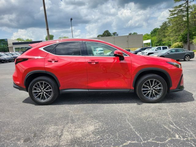 Used 2024 Lexus NX 250 FWD w/ Towing Package (2000 Lbs) image 7