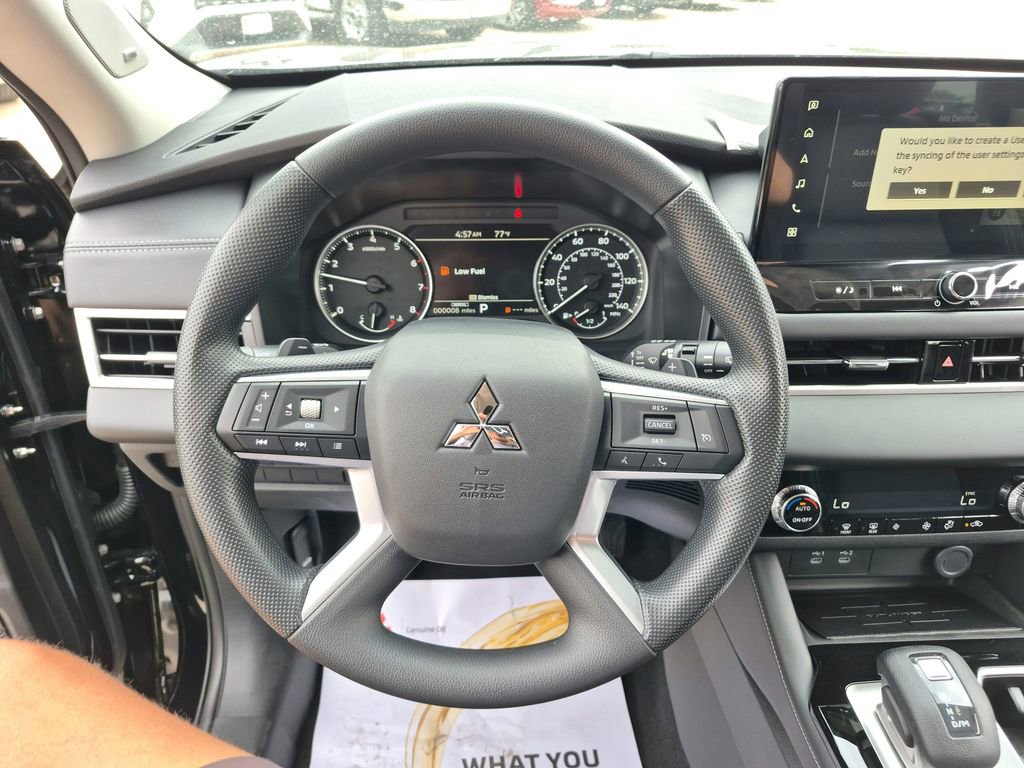 New 2026 Mitsubishi Outlander ES image 14