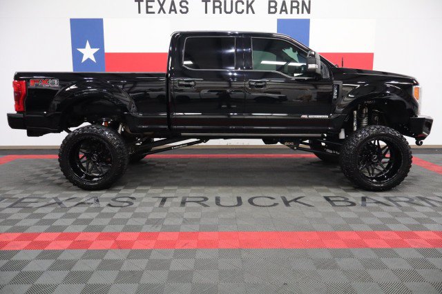 Used 2017 Ford F350 Platinum w/ Platinum Ultimate Package AWD/4WD image 18