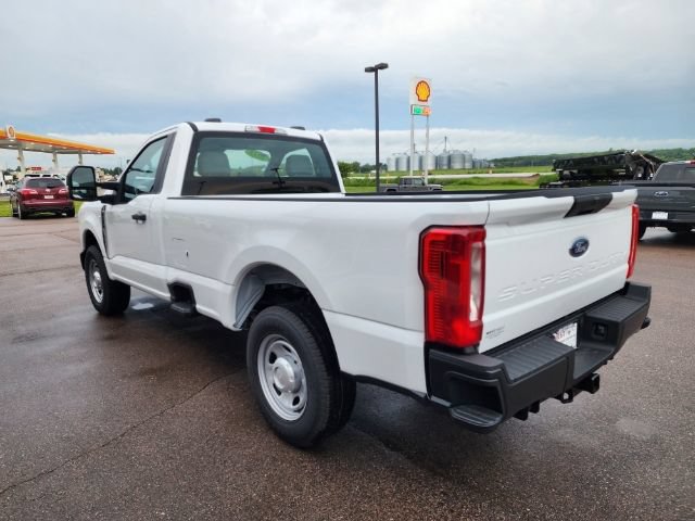 New 2023 Ford F350 XL w/ Camper Package RWD image 6
