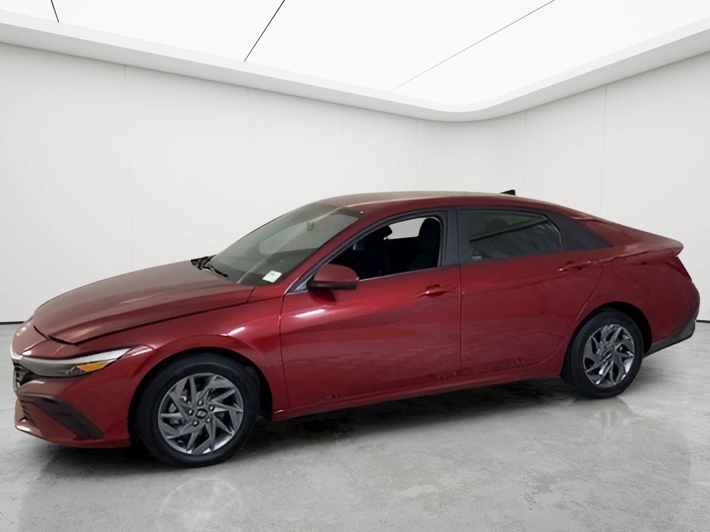 Used 2024 Hyundai Elantra SEL FWD image 7