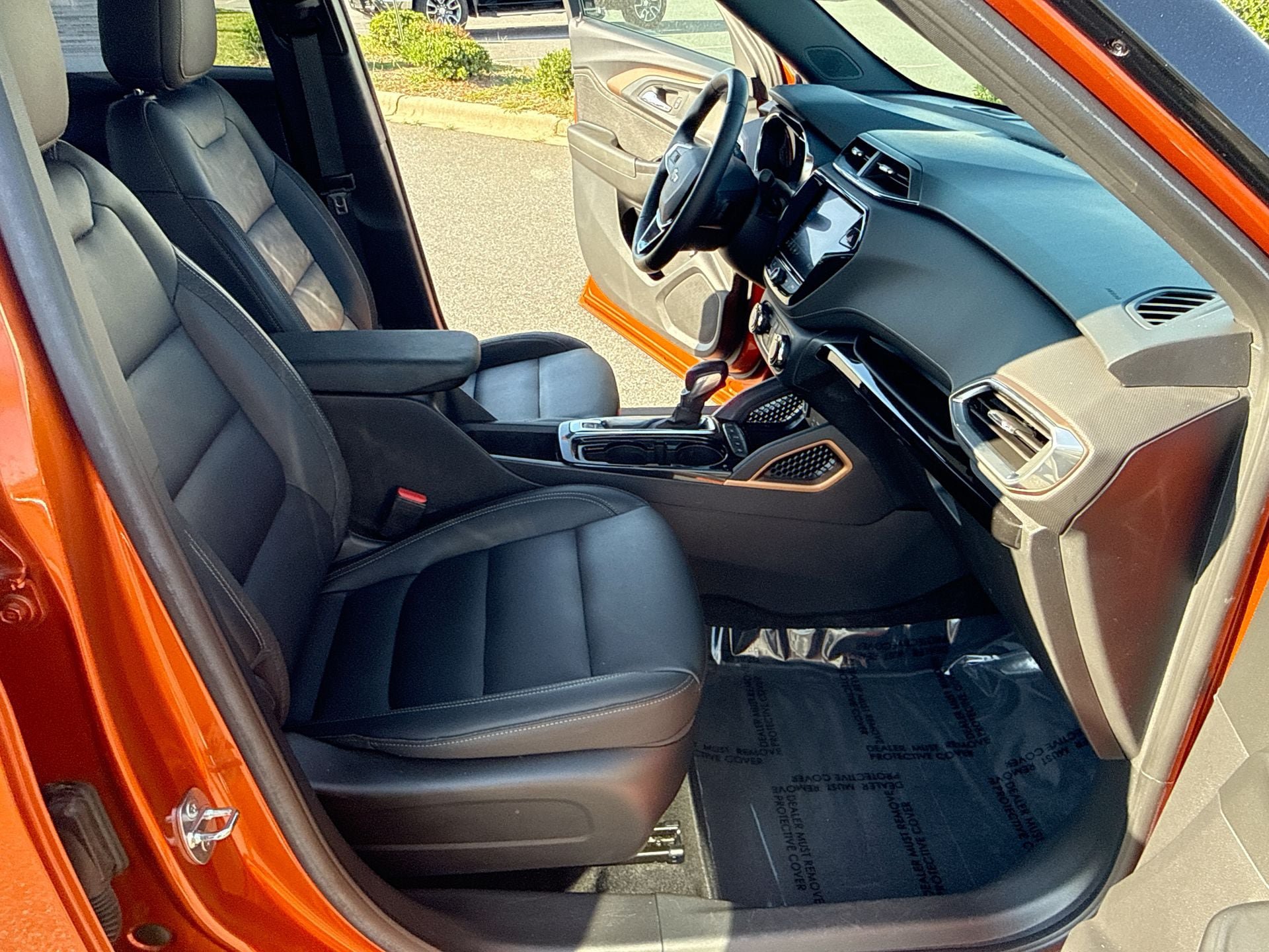 Used 2023 Chevrolet TrailBlazer ACTIV w/ Sun and Liftgate Package FWD image 28