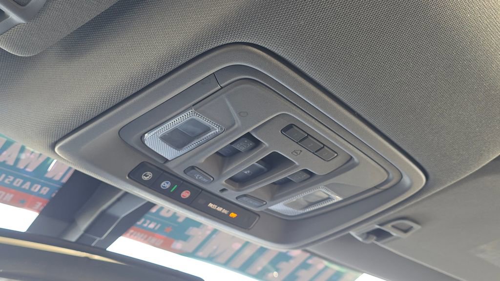 Used 2020 Chevrolet Silverado 2500 LTZ w/ LTZ Plus Package image 70