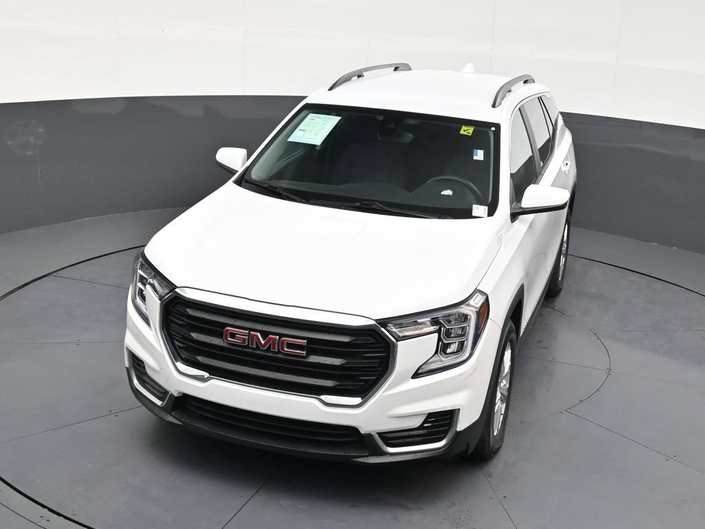 Used 2023 GMC Terrain SLE w/ Driver Convenience Package image 20