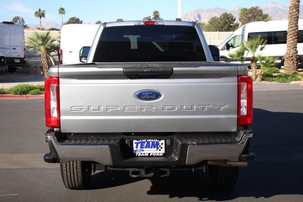 Certified 2023 Ford F350 XLT image 7