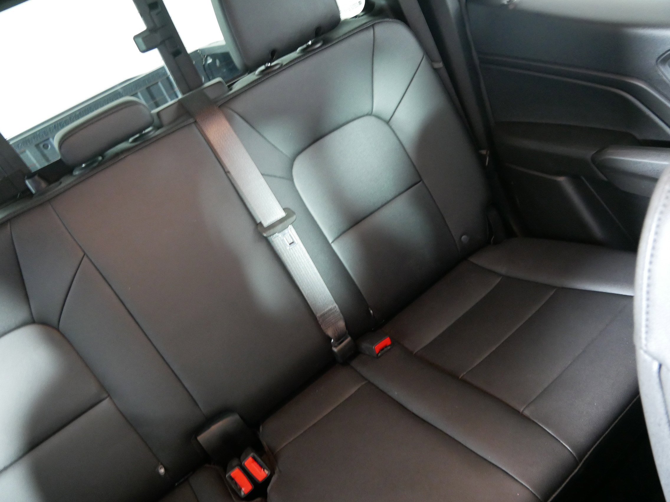 Used 2023 Chevrolet Colorado Trail Boss image 14