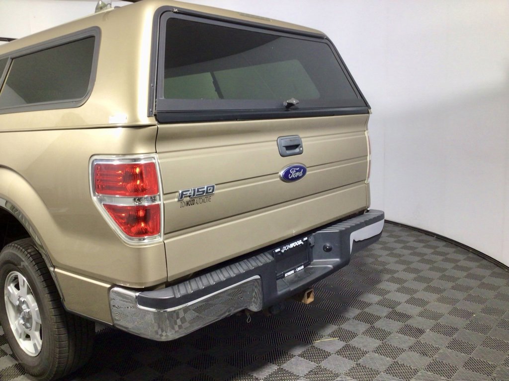 Used 2013 Ford F150 XLT w/ Mid Equipment Group image 8