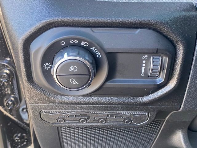 New 2026 Jeep Gladiator Sport image 26