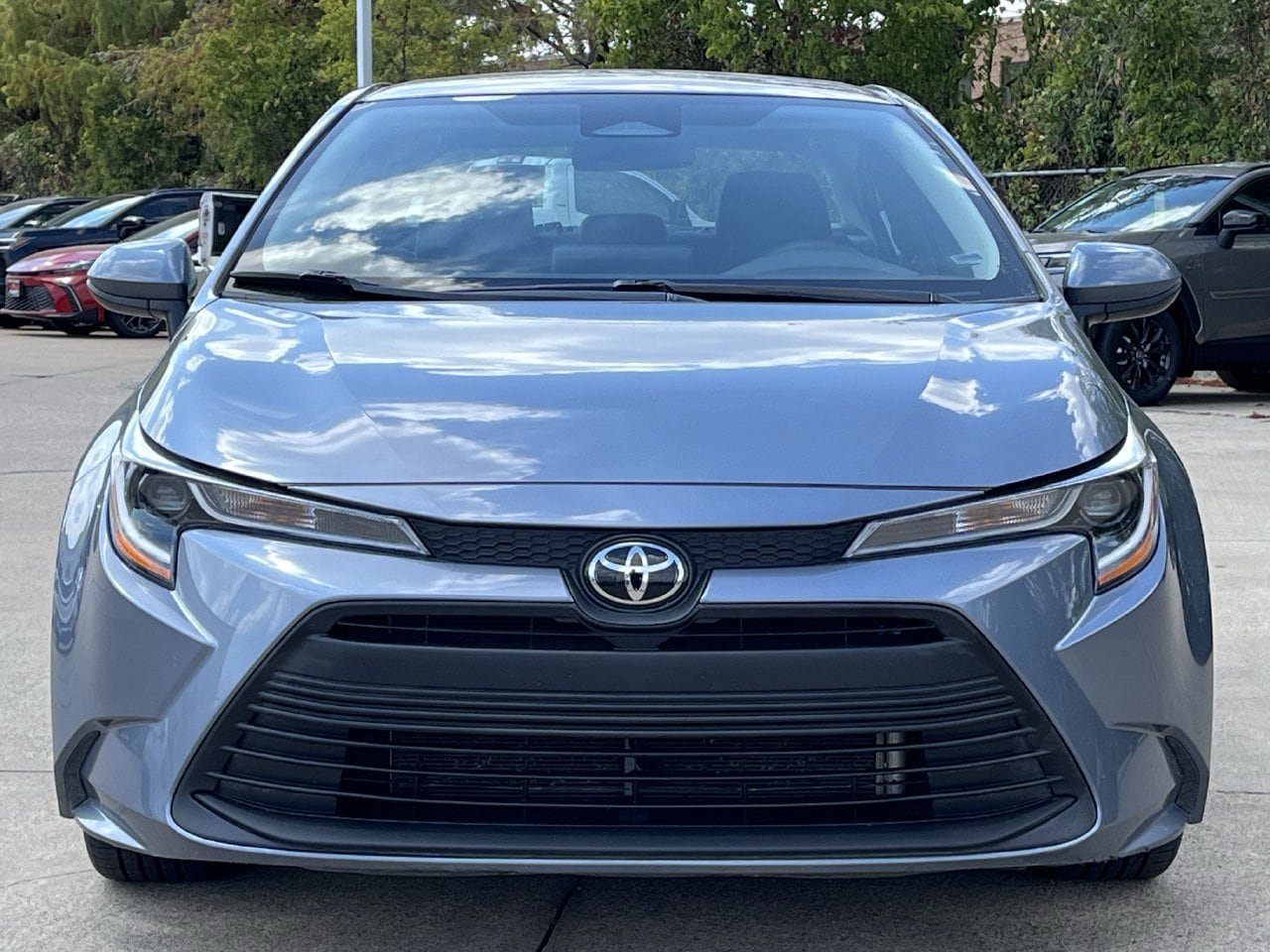 Used 2025 Toyota Corolla LE FWD image 7