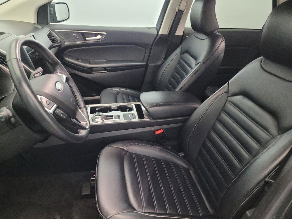 Used 2023 Ford Edge SEL image 17