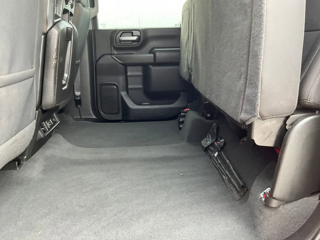 Used 2022 Chevrolet Silverado 2500 LT w/ Convenience Package image 26