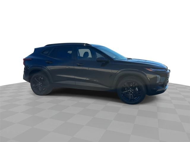 Certified 2024 Chevrolet Trax ACTIV w/ Driver Confidence Package image 3
