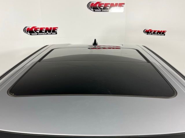 Used 2022 RAM 1500 Laramie AWD/4WD image 10