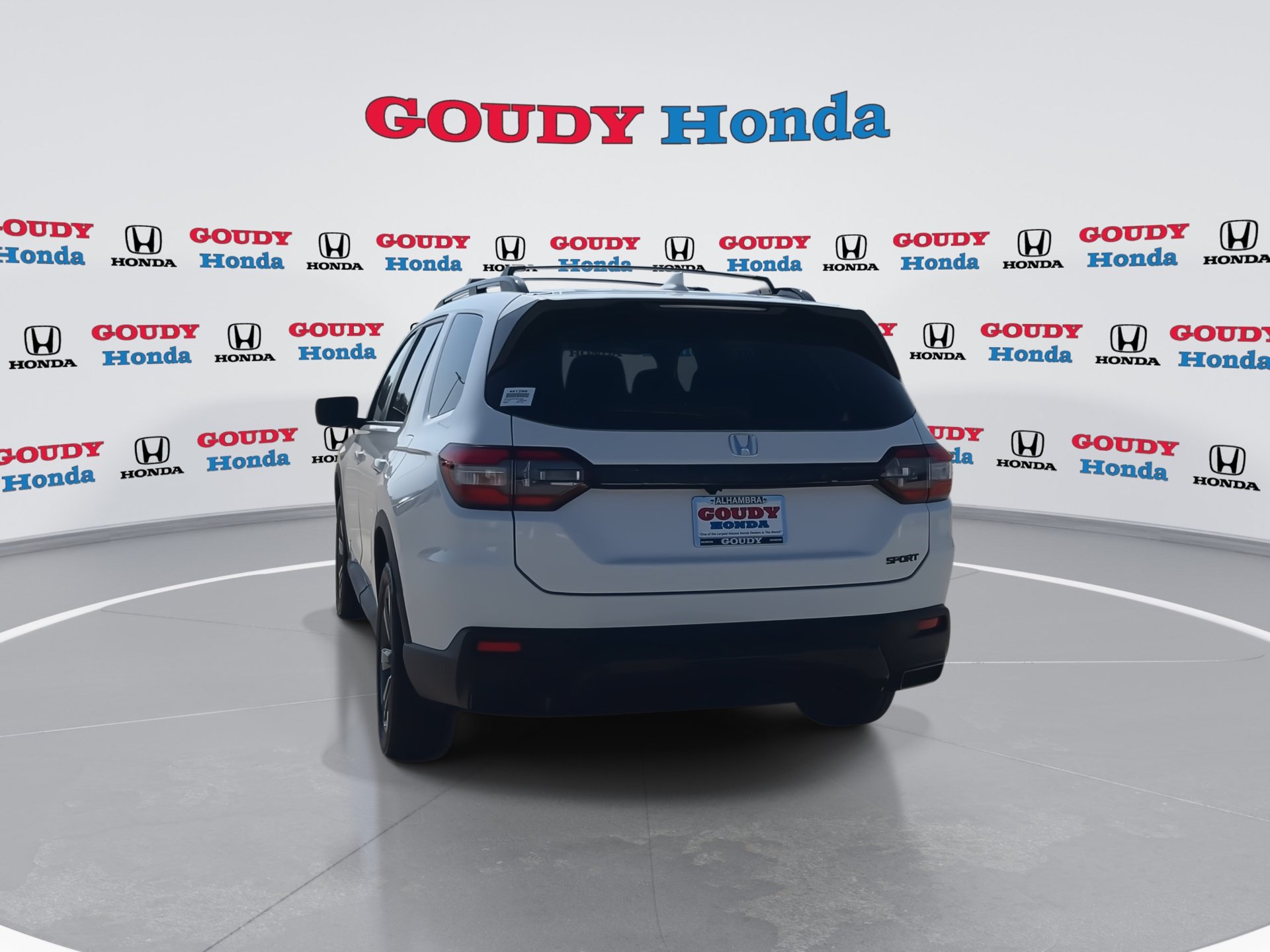 New 2026 Honda Pilot Sport image 7