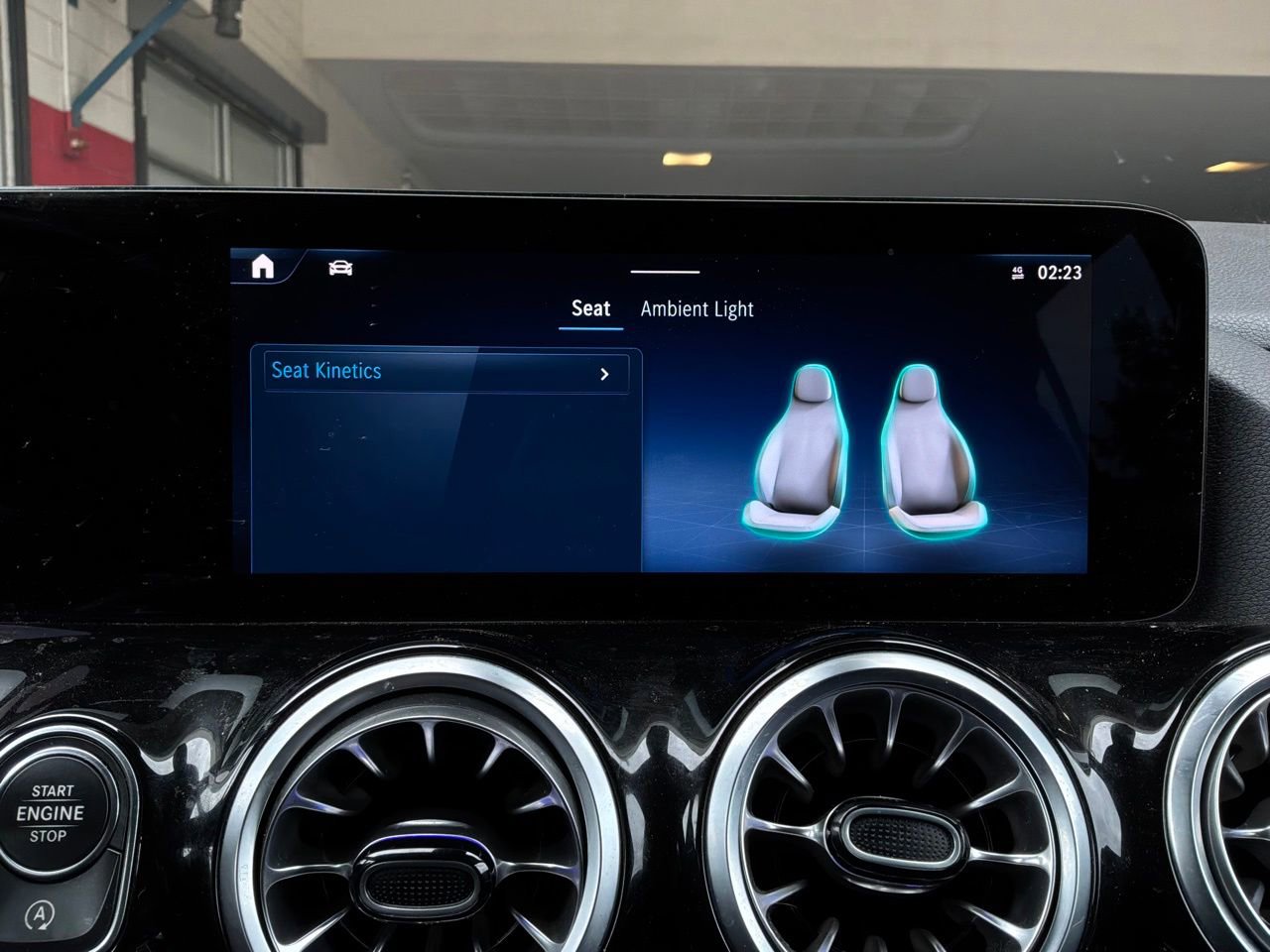 Used 2025 Mercedes-Benz GLA 250 image 36