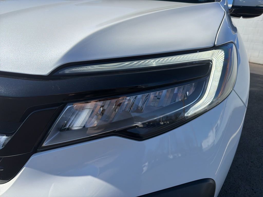 Certified 2021 Honda Pilot Black Edition image 9