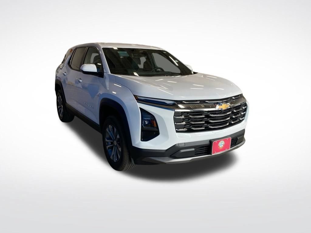New 2026 Chevrolet Equinox LT w/ Convenience Package II AWD/4WD image 16