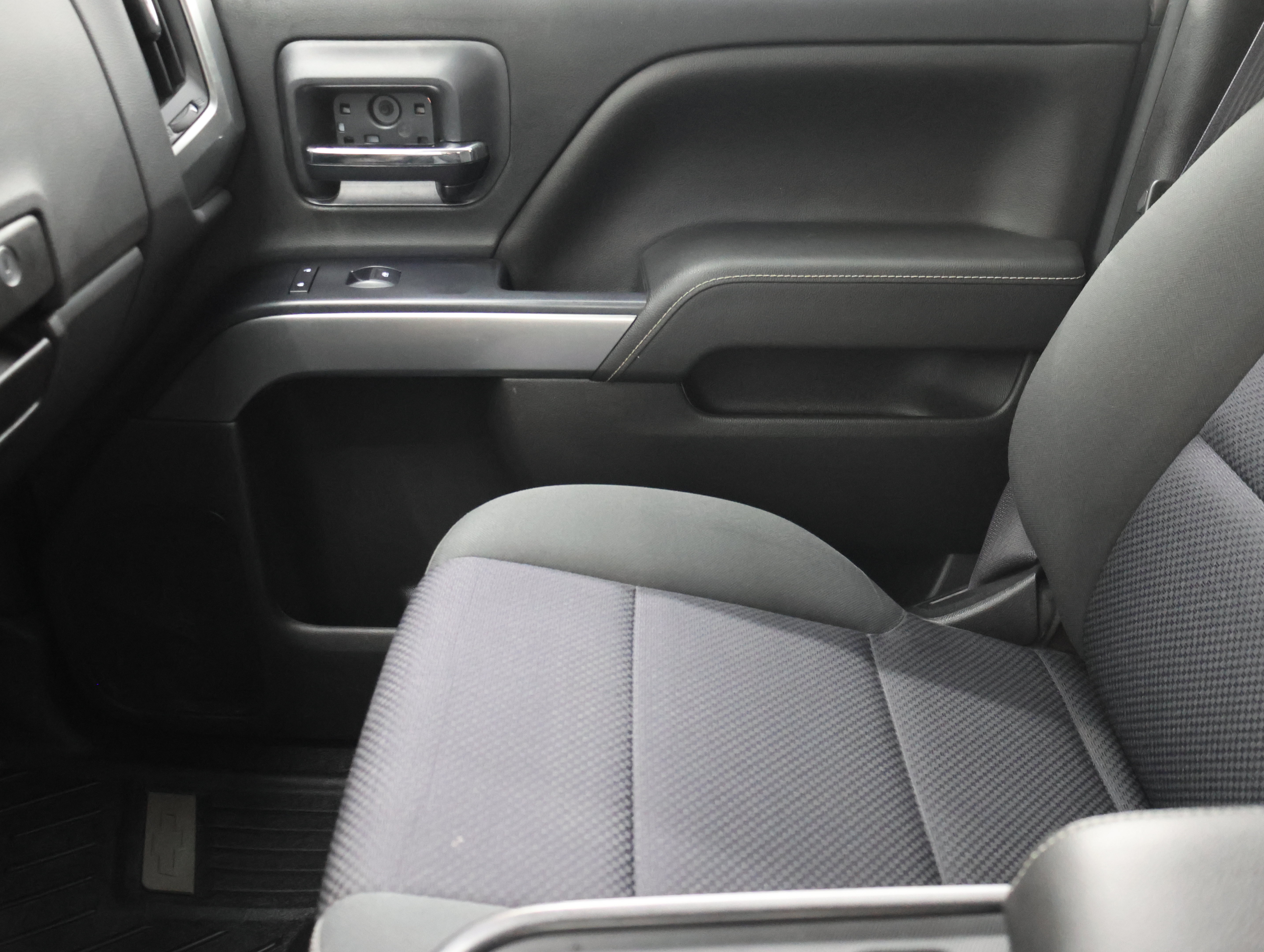 Used 2015 Chevrolet Silverado 2500 LT AWD/4WD image 13