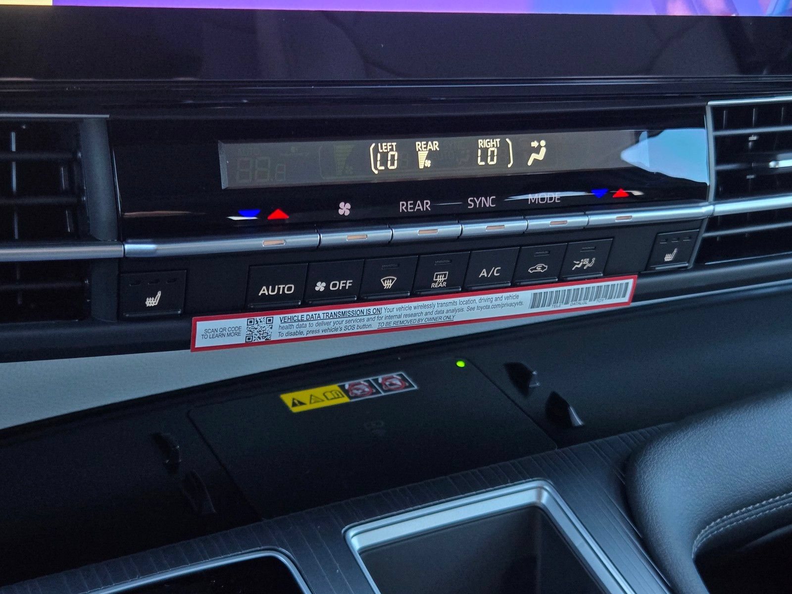 Certified 2026 Toyota Sienna XLE FWD image 19