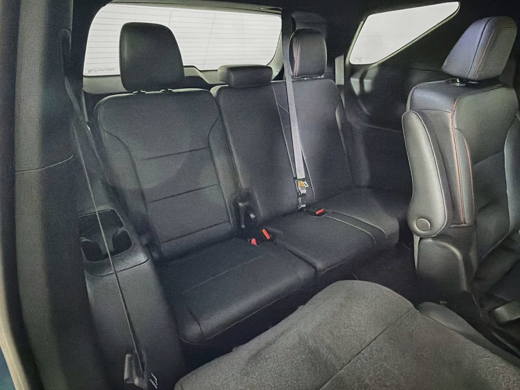 Used 2025 Chevrolet Traverse Z71 w/ LPO, Floor Liner Package AWD/4WD image 24
