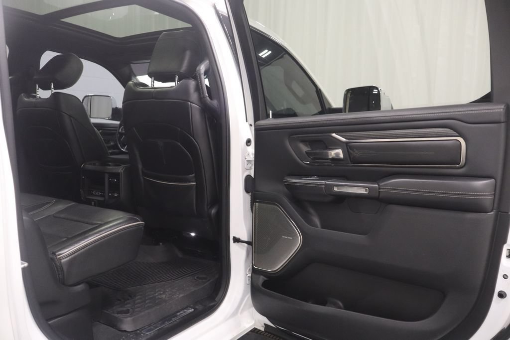Used 2019 RAM 1500 Limited AWD/4WD image 16