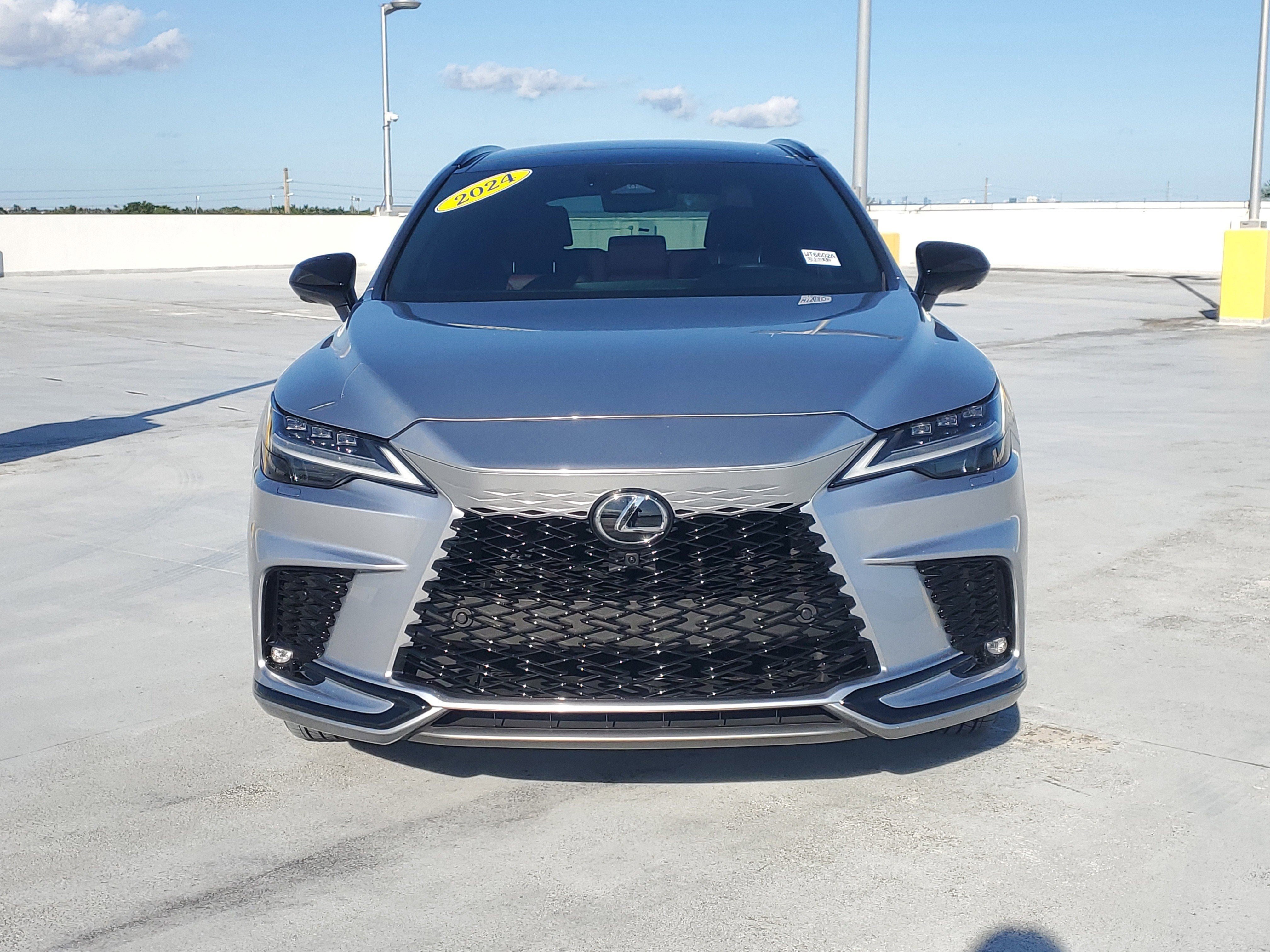 Used 2024 Lexus RX 500h F Sport image 8