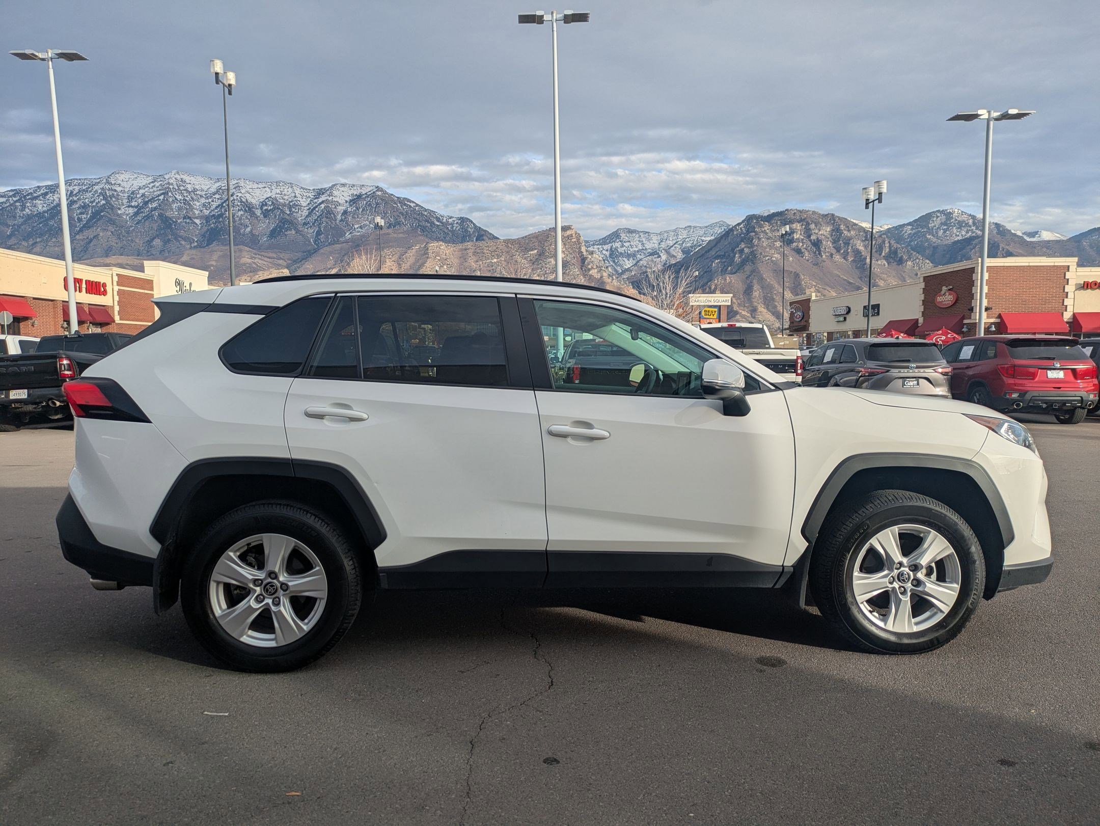 Used 2021 Toyota RAV4 XLE w/ Carpet Mat Package (TMS) image 2