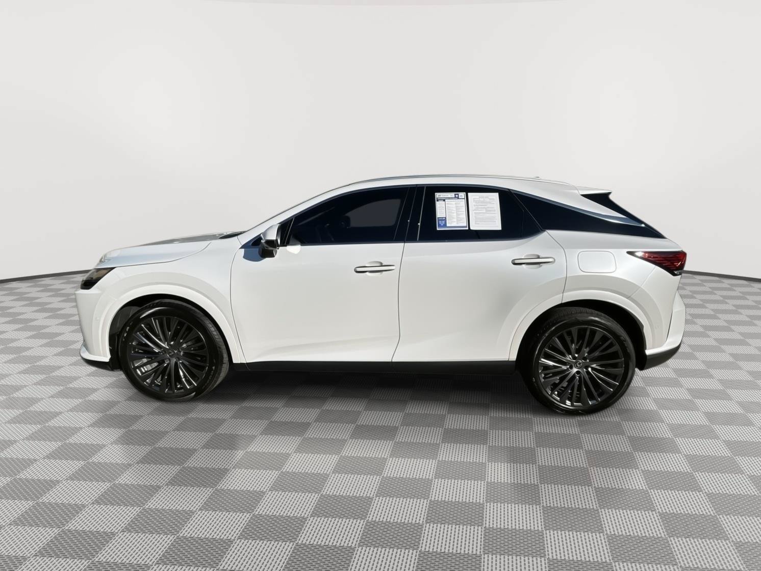Used 2023 Lexus RX 350 AWD w/ Cold Area Package image 33