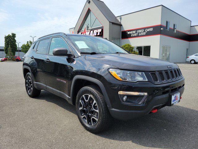 Used 2019 Jeep Compass Trailhawk image 1