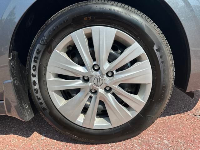 Used 2025 Nissan Sentra S image 30