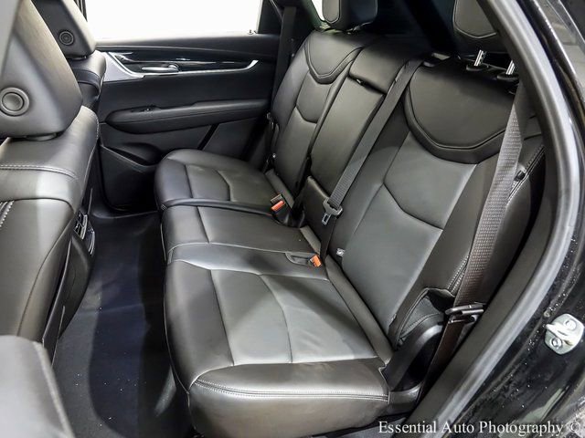 Certified 2025 Cadillac XT5 Premium Luxury image 11