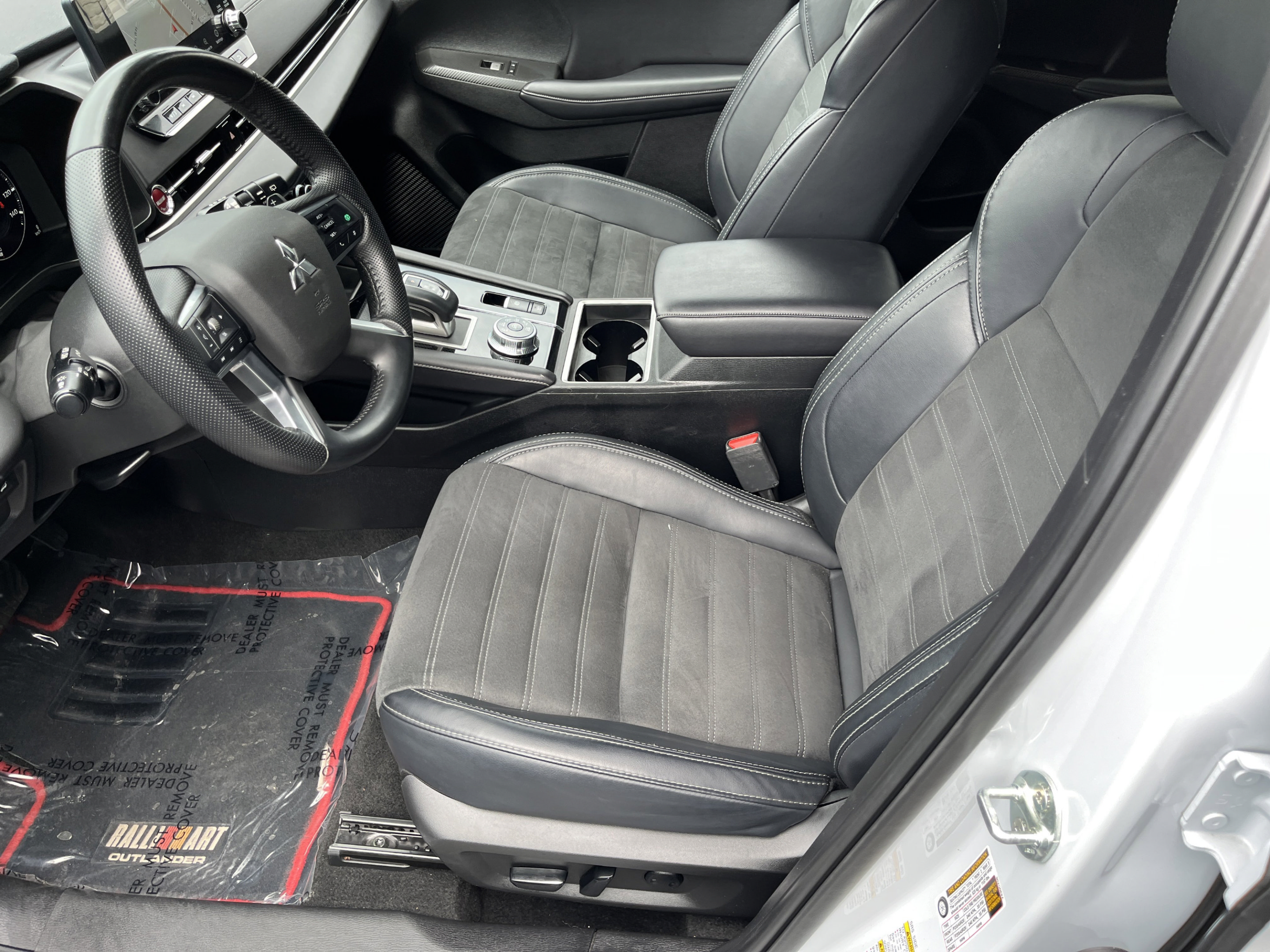 Used 2024 Mitsubishi Outlander Ralliart AWD/4WD image 10