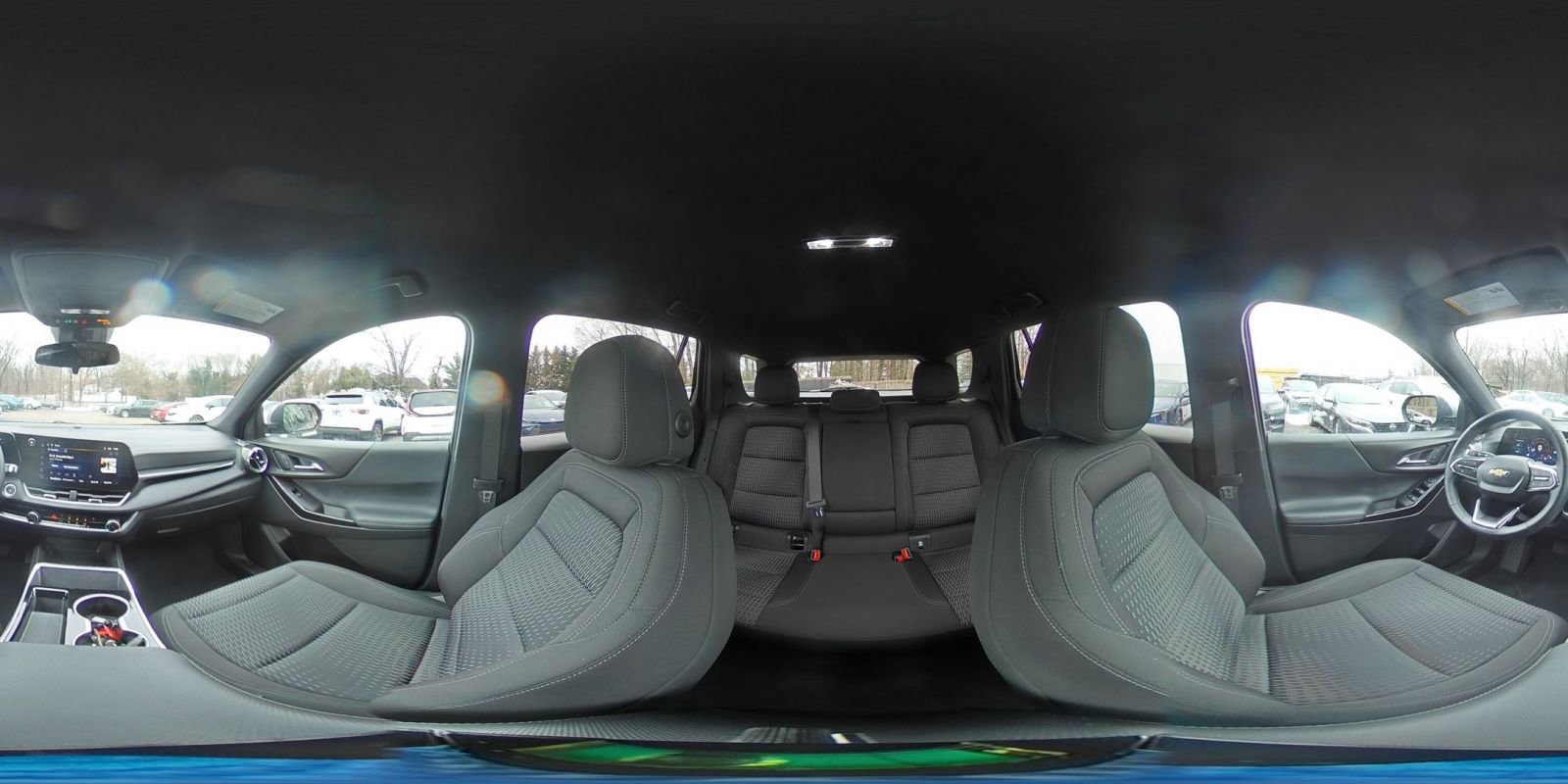 Used 2025 Chevrolet Equinox LT FWD image 42