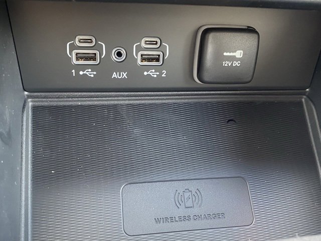 New 2025 Jeep Grand Cherokee Altitude image 43