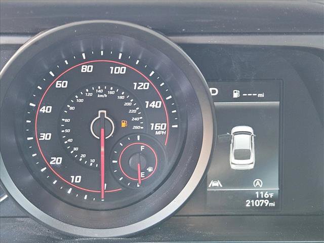 Used 2023 Hyundai Elantra SE w/ Preferred Accessory Package FWD image 11