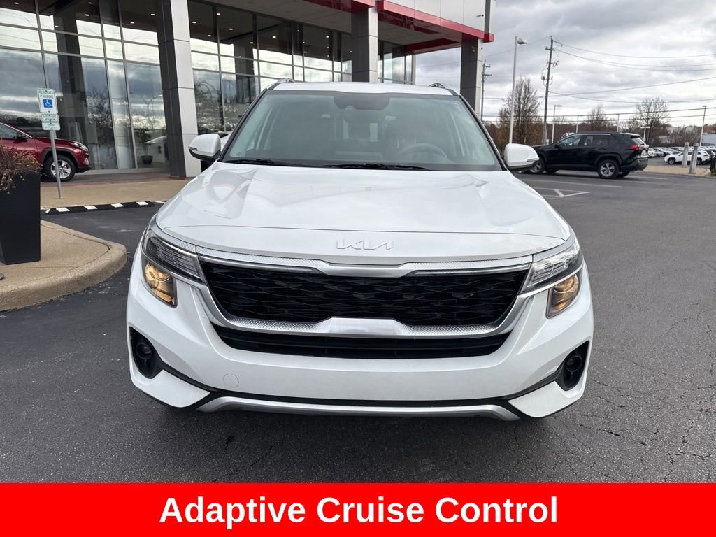 Used 2023 Kia Seltos EX image 10