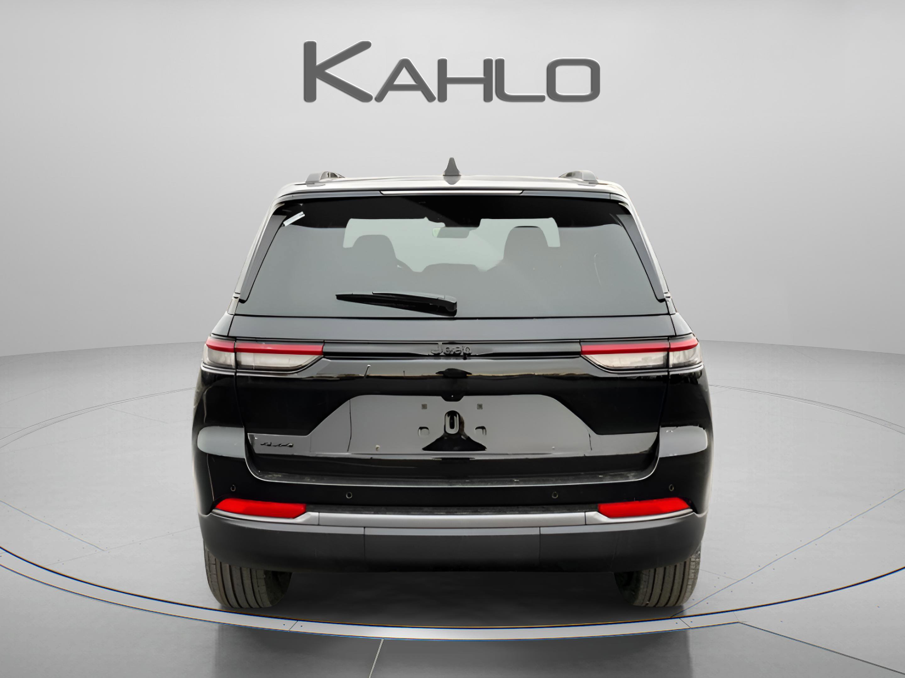 New 2026 Jeep Grand Cherokee Altitude AWD/4WD image 4