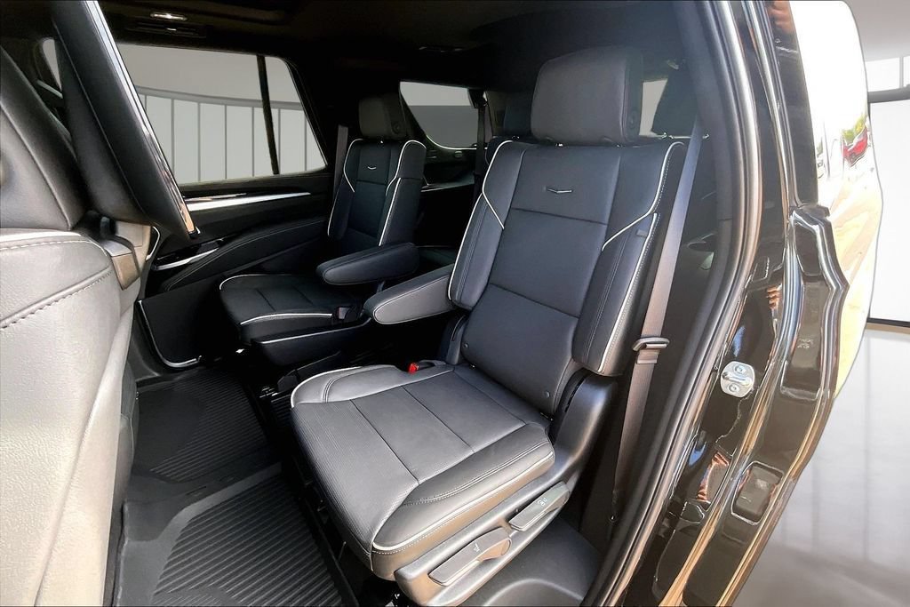 New 2026 Cadillac Escalade Sport w/ Touring Package AWD/4WD image 10