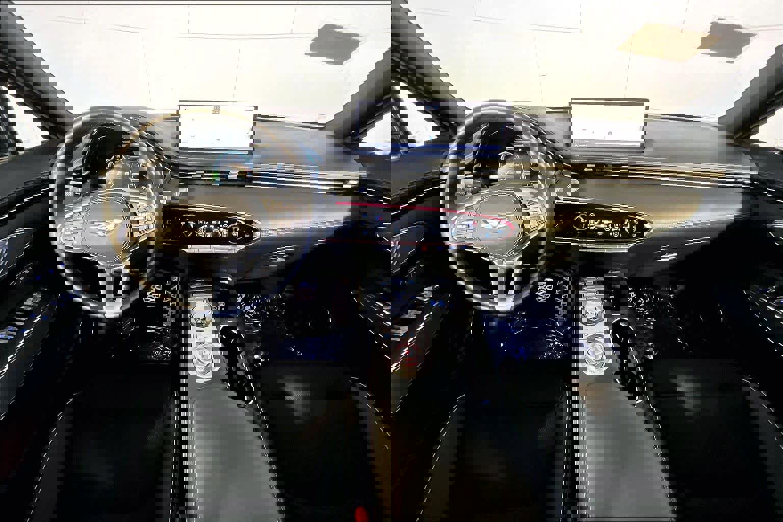 Used 2023 Genesis GV70 2.5T w/ Sport Prestige Package image 16