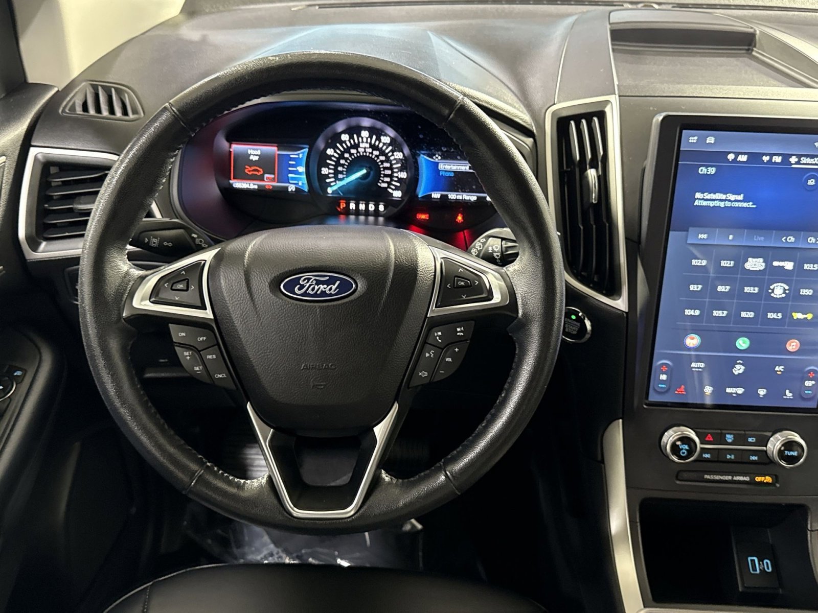 Used 2023 Ford Edge SEL image 27