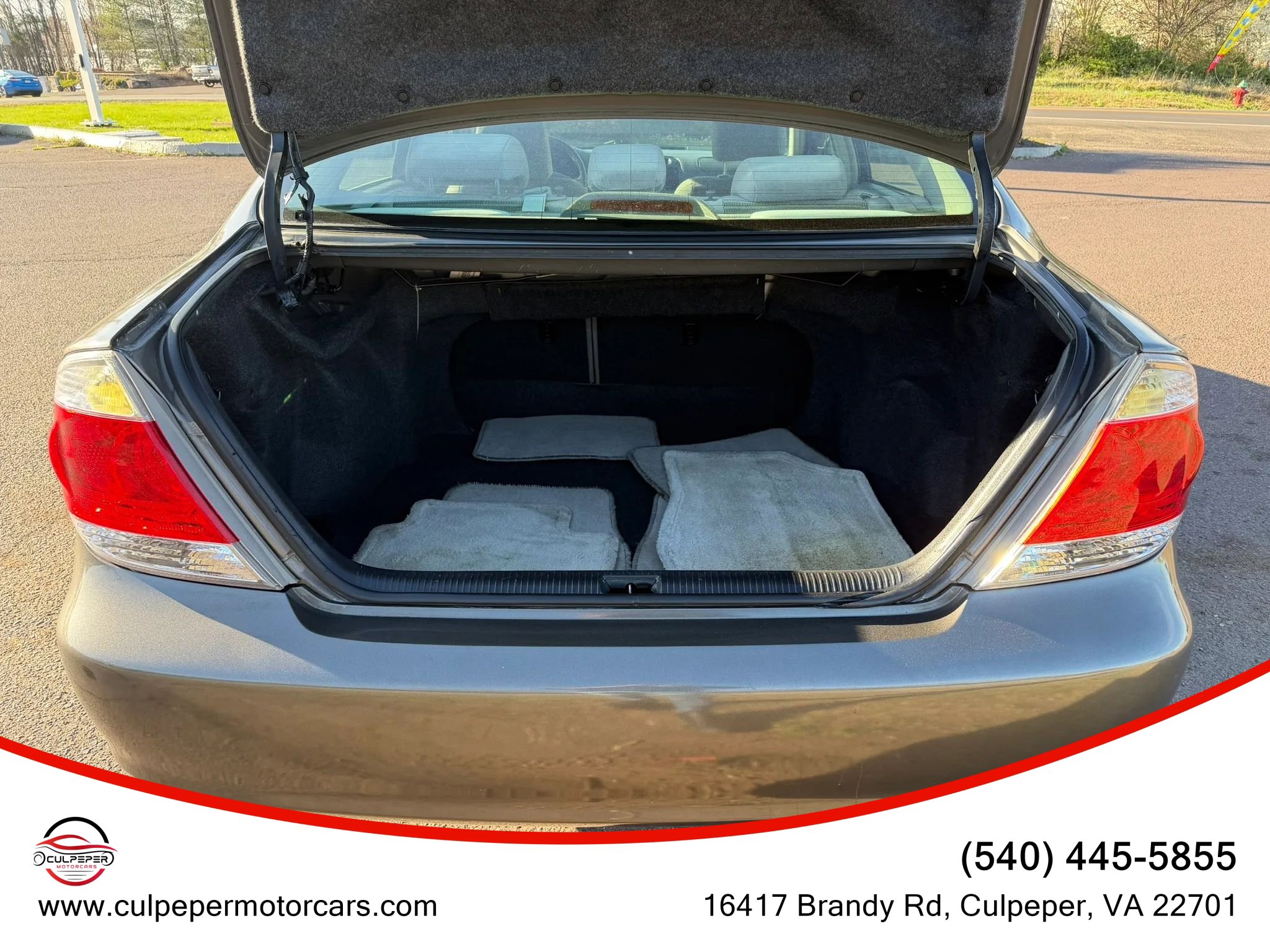 Used 2006 Toyota Camry LE FWD image 12