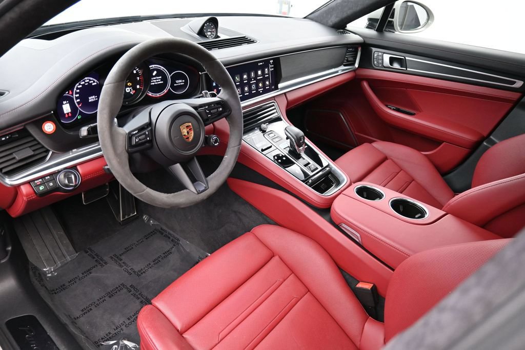 Certified 2023 Porsche Panamera GTS AWD/4WD image 4