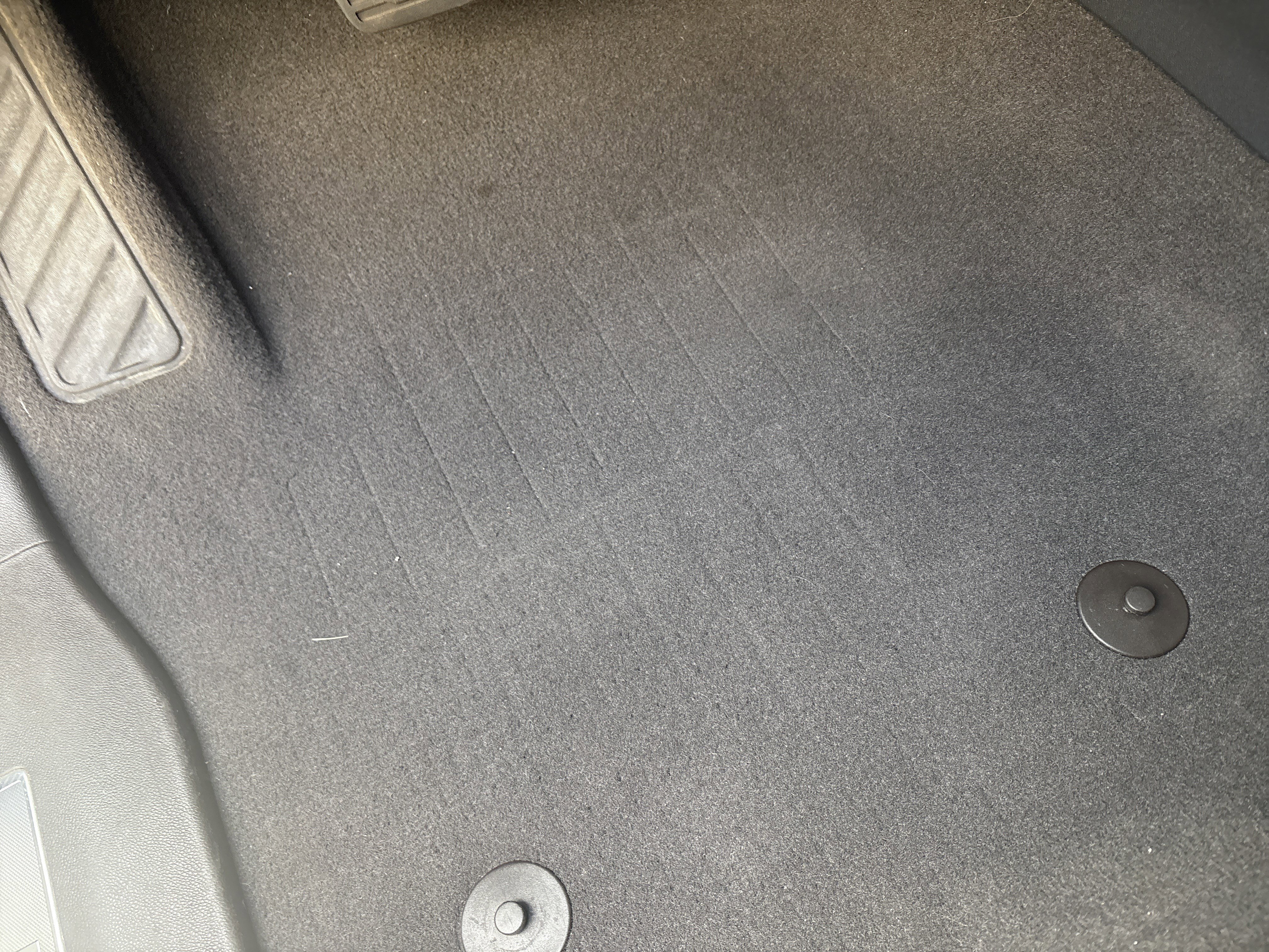 Used 2021 GMC Yukon Denali w/ Denali Premium Package image 17